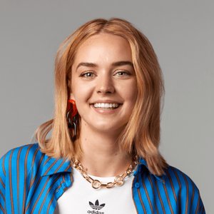 Robyn Holder