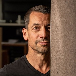 Thomas Hundt, Chief Executive Officer, Architect & Professor, jangled nerves